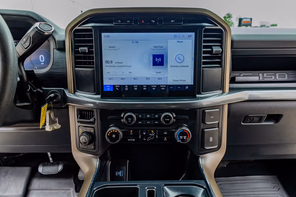 2024 Ford F-150 STX SuperCrew Image 24