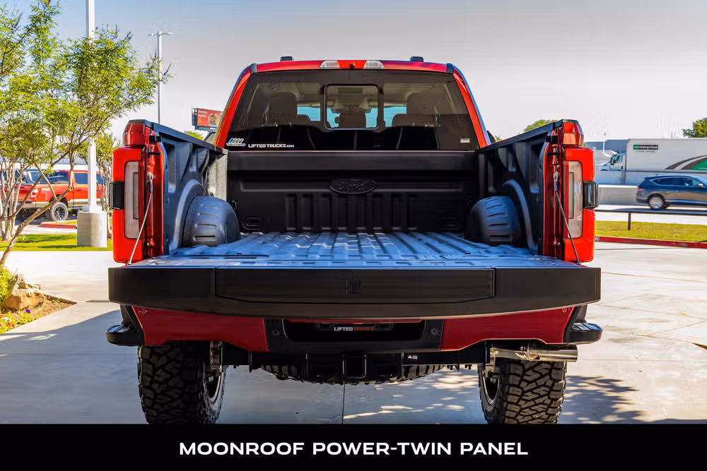 2026 Ford F-350 Super Duty Platinum Plus Crew Cab Image 9