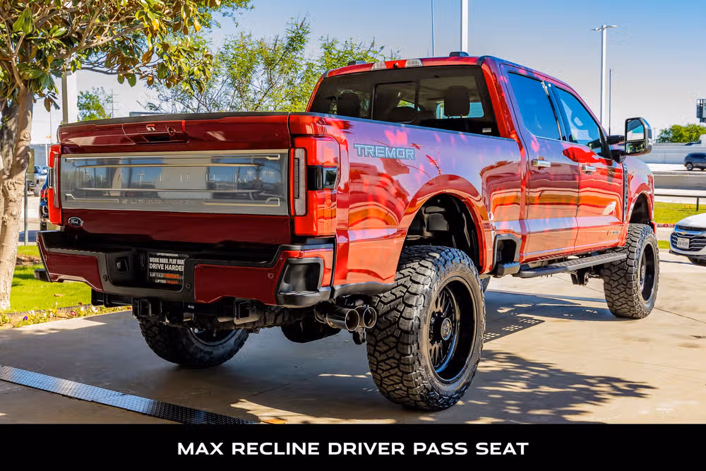 2026 Ford F-350 Super Duty Platinum Plus Crew Cab Image 10