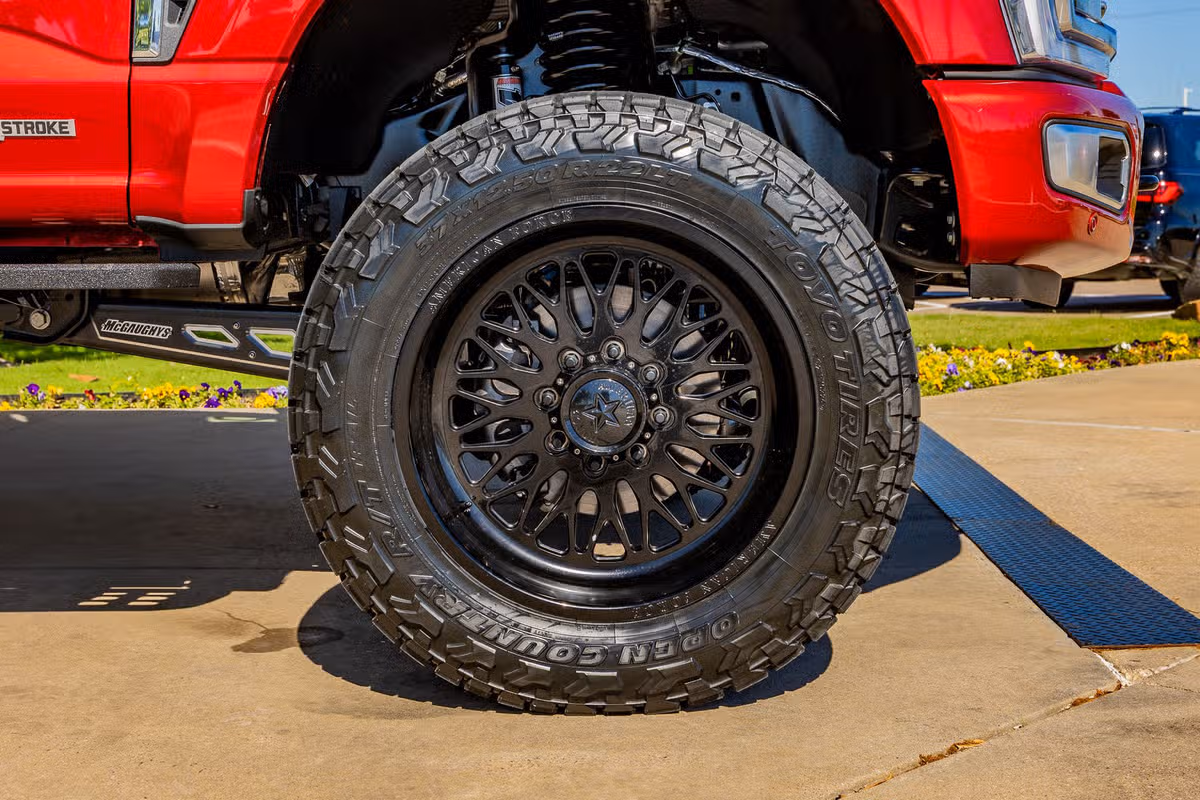 2026 Ford F-350 Super Duty Platinum Plus Crew Cab