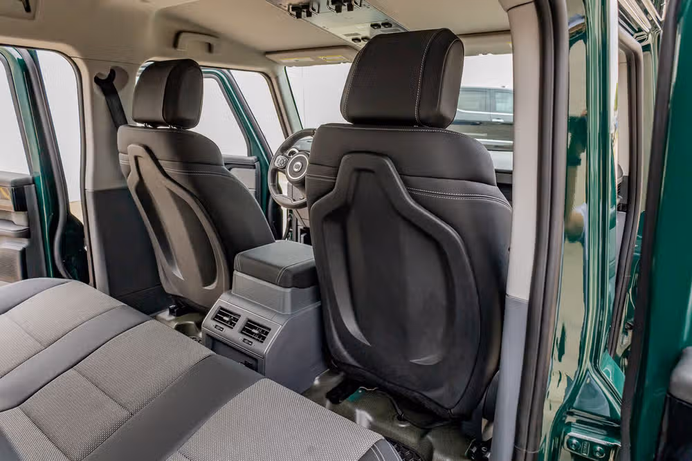 2025 Ineos Quartermaster 4x4 *Ltd Avail* Crew Cab Image 29