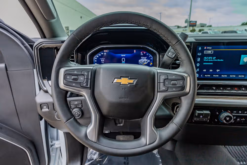 2026 Chevrolet Silverado 3500HD LT Crew Cab Image 18