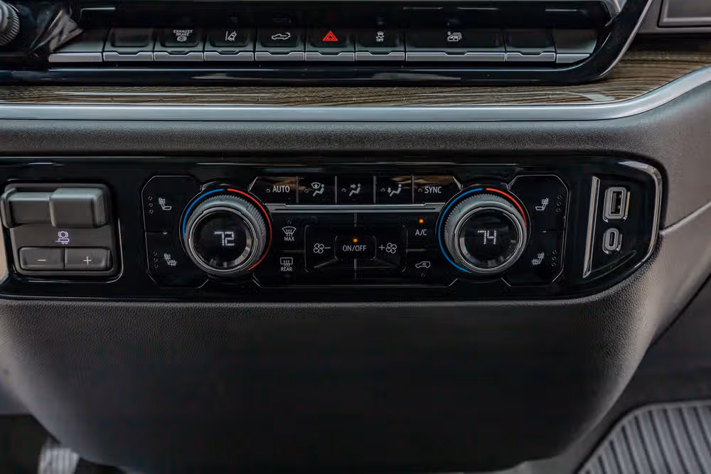 2026 Chevrolet Silverado 3500HD LT Crew Cab Image 26