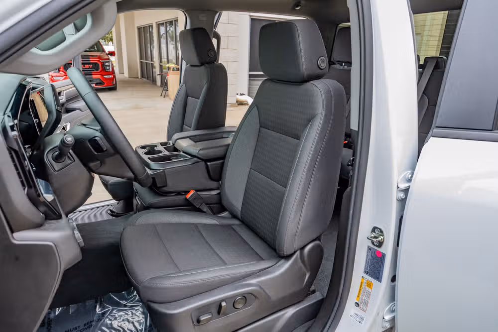 2026 Chevrolet Silverado 3500HD LT Crew Cab Image 29