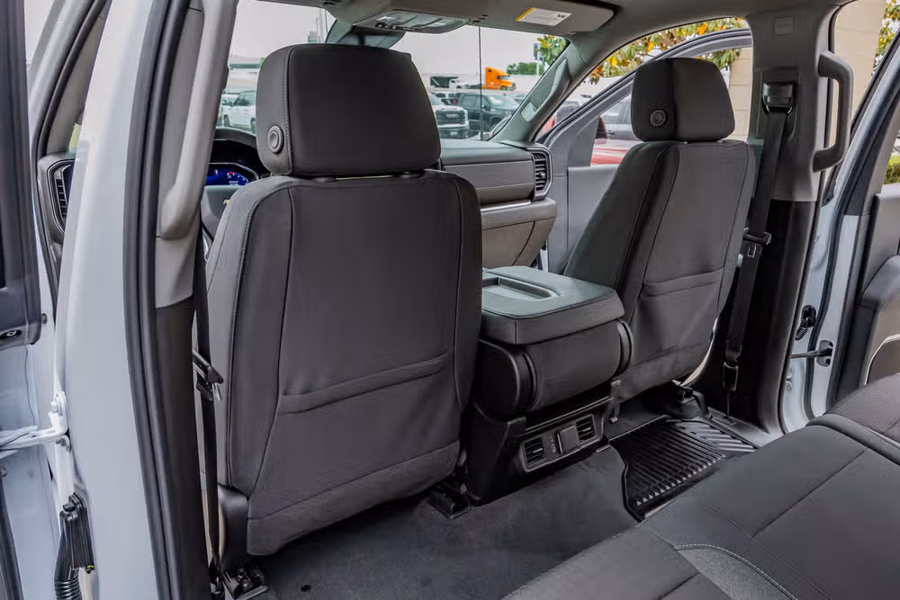 2026 Chevrolet Silverado 3500HD LT Crew Cab Image 33
