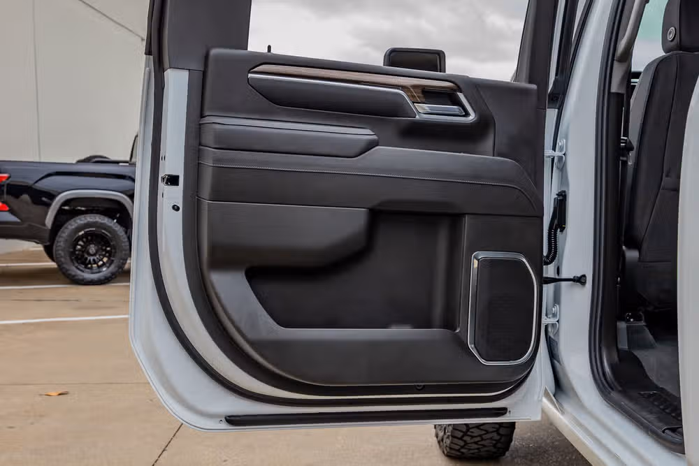 2026 Chevrolet Silverado 3500HD LT Crew Cab Image 37