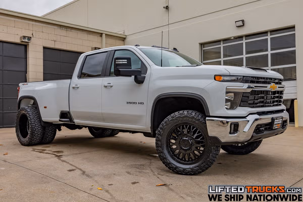 2026 Chevrolet Silverado 3500HD LT Crew Cab