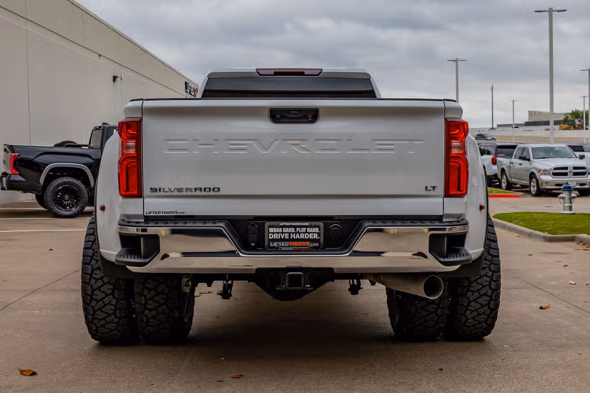 2026 Chevrolet Silverado 3500HD LT Crew Cab