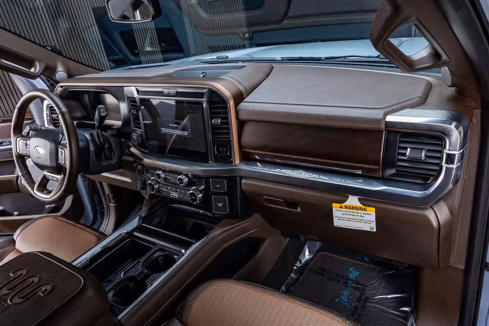 2026 Ford F-250 Super Duty King Ranch Crew Cab Image 18
