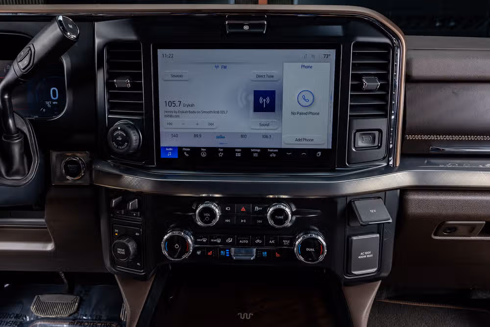 2026 Ford F-450 Super Duty King Ranch Crew Cab Image 23