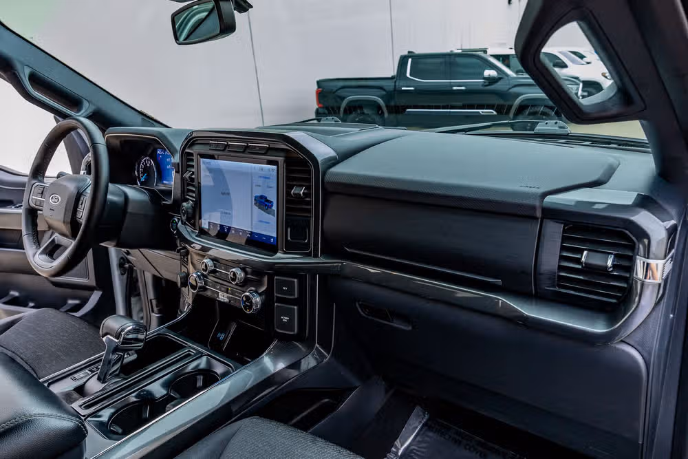 2023 Ford F-150 XLT SuperCrew Image 18