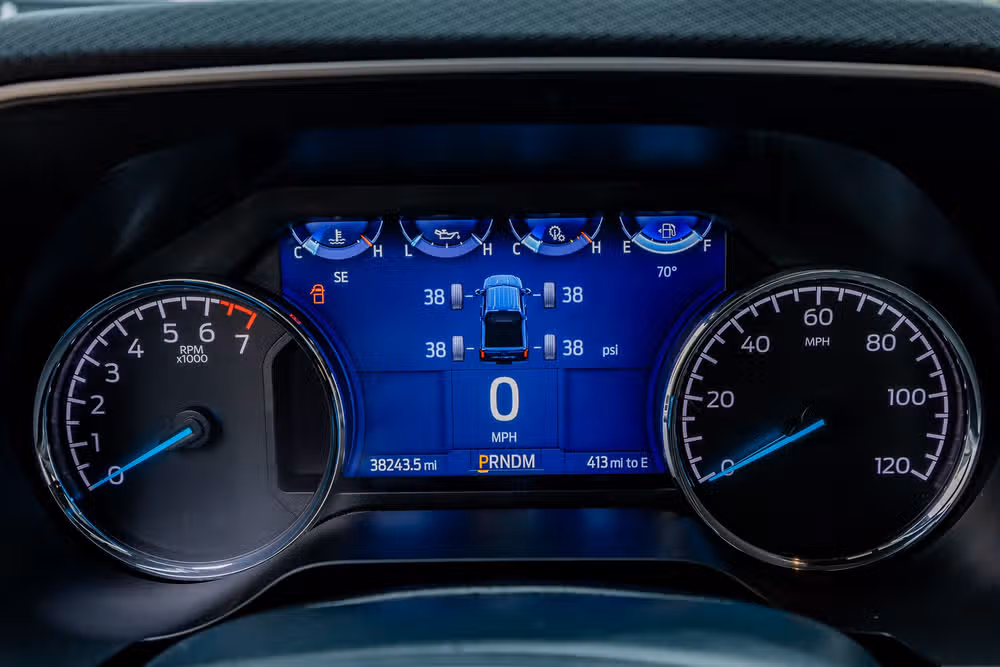 2023 Ford F-150 XLT SuperCrew Image 20