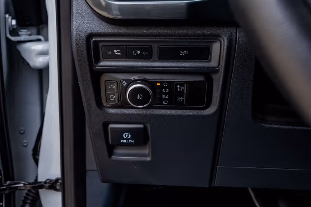 2023 Ford F-150 XLT SuperCrew Image 22