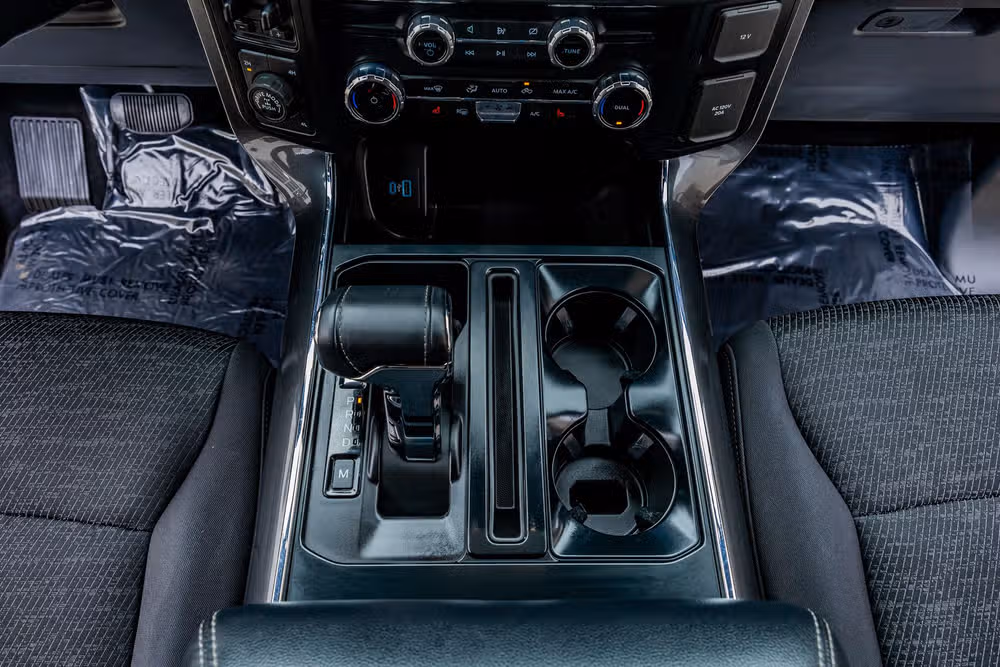 2023 Ford F-150 XLT SuperCrew Image 29