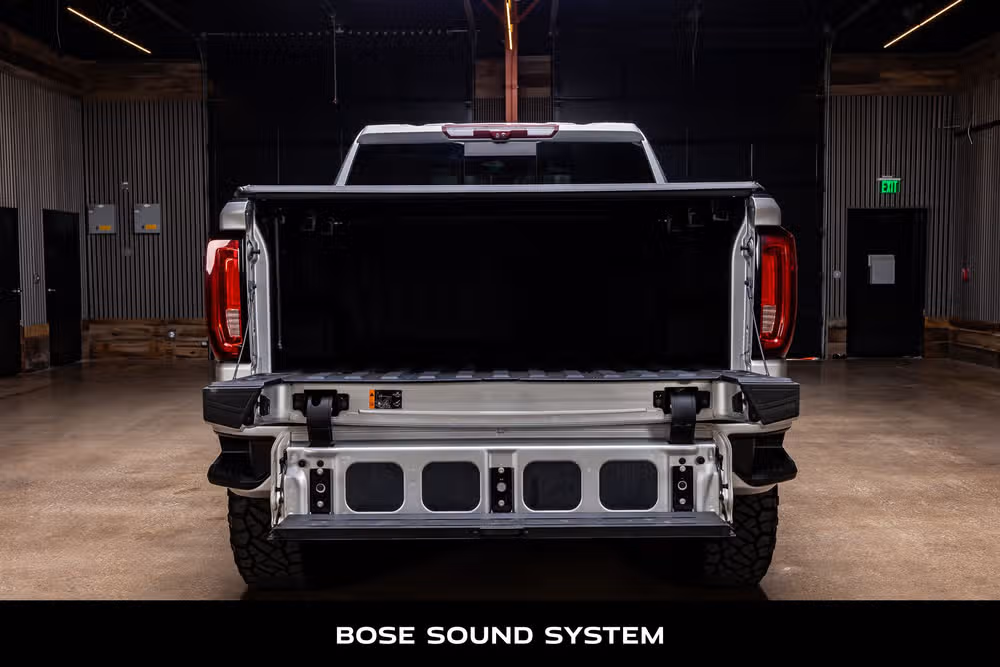 2022 GMC Sierra 1500 AT4 Crew Cab Image 9