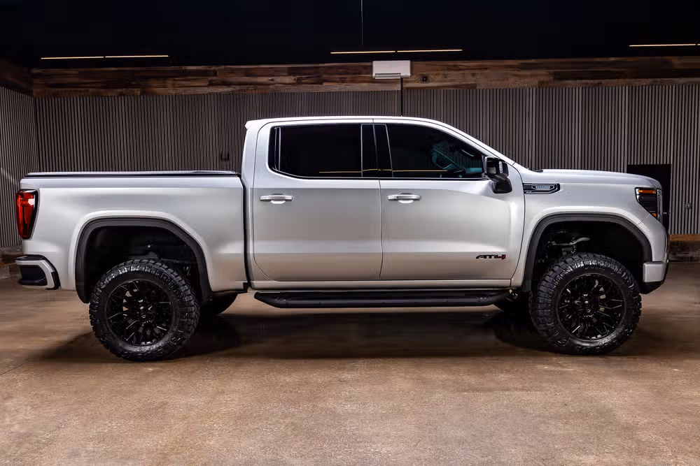2022 GMC Sierra 1500 AT4 Crew Cab Image 10
