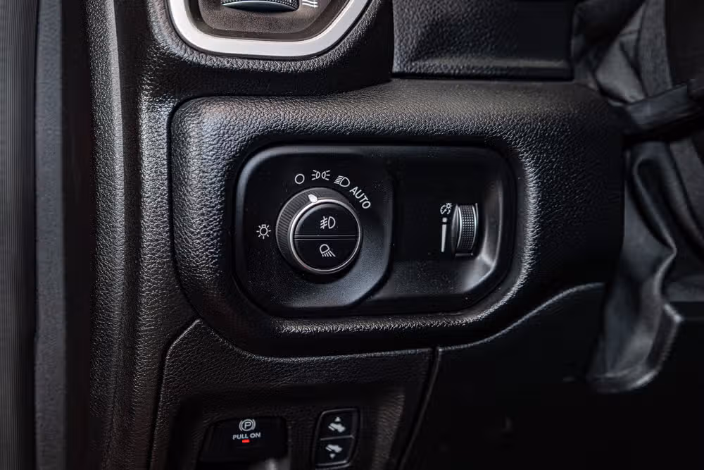 2021 Ram 1500 Big Horn Crew Cab Image 16