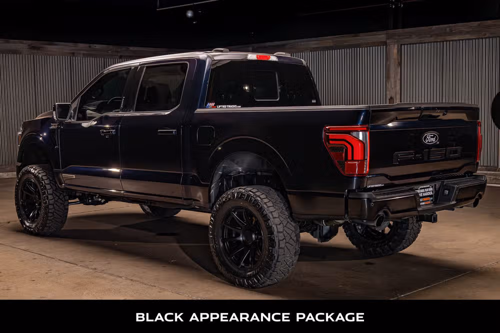 2024 Ford F-150 Lariat SuperCrew Image 7