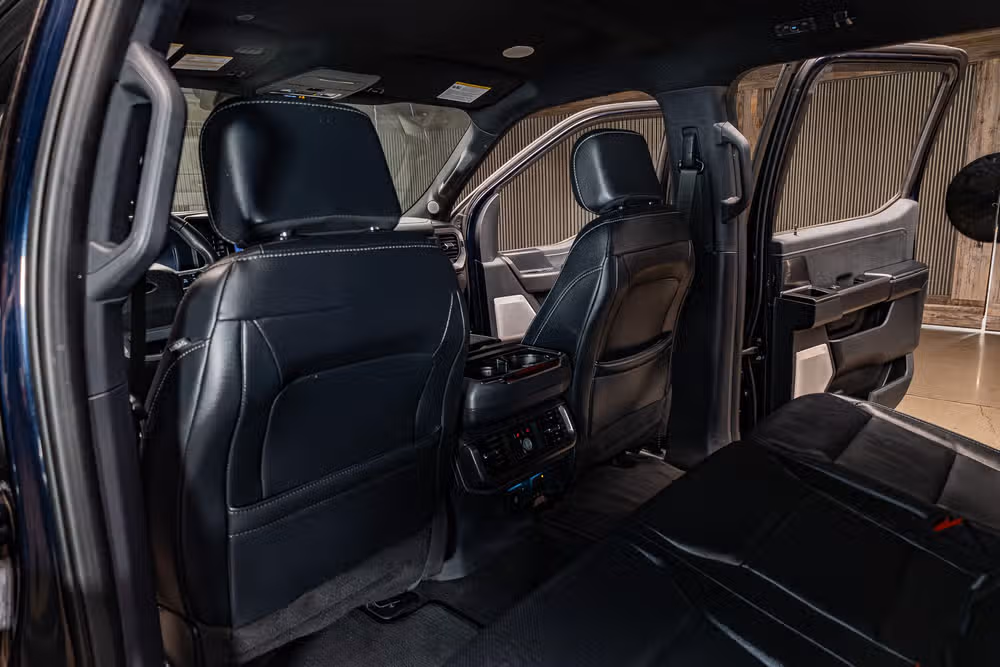 2024 Ford F-150 Lariat SuperCrew Image 26
