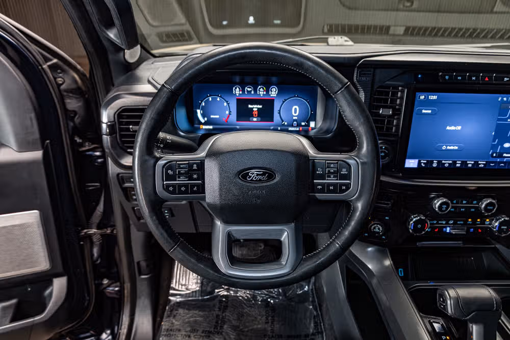 2024 Ford F-150 Lariat SuperCrew Image 20
