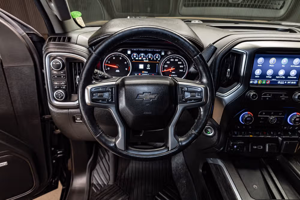 2022 Chevrolet Silverado 2500HD LTZ Crew Cab Image 19