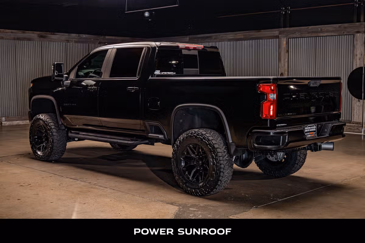 2022 Chevrolet Silverado 2500HD LTZ Crew Cab