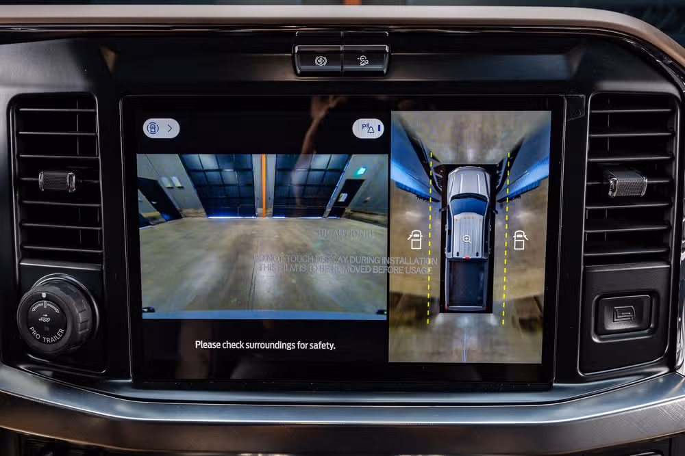 2026 Ford F-450 Super Duty King Ranch Crew Cab Image 26