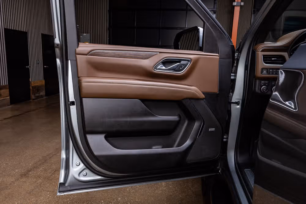 2024 Chevrolet Suburban High Country Image 39
