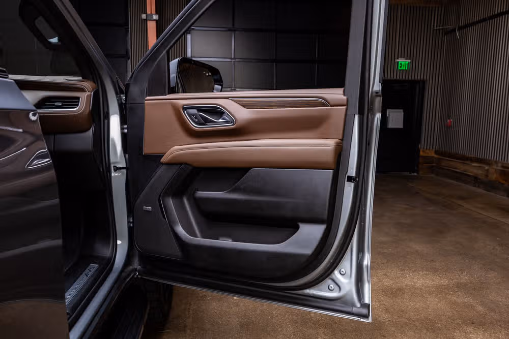 2024 Chevrolet Suburban High Country Image 40