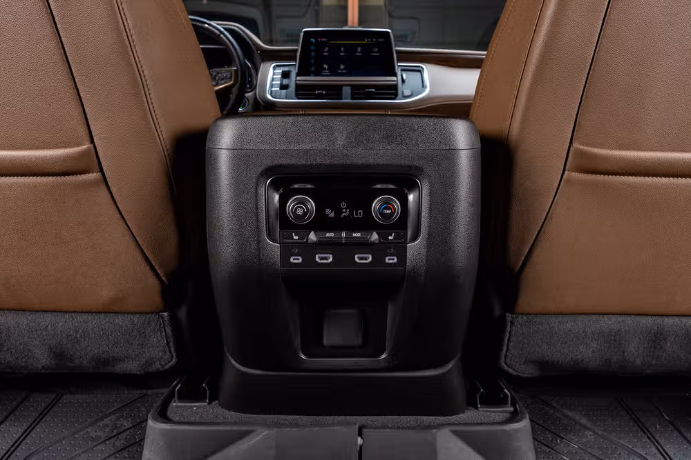 2024 Chevrolet Suburban High Country Image 33