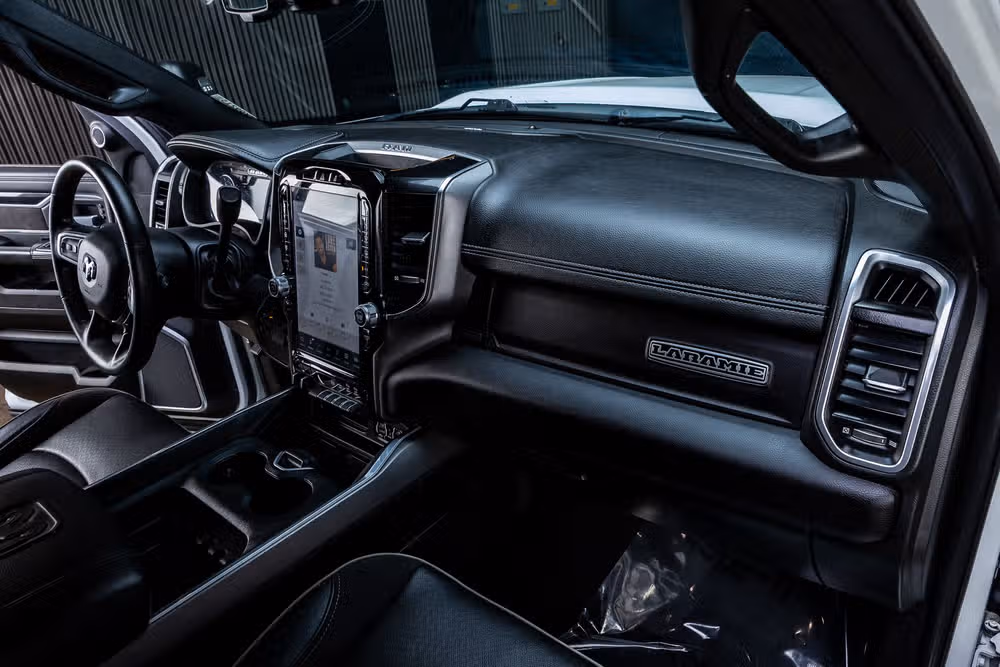 2023 Ram 3500 Laramie Mega Cab Image 17