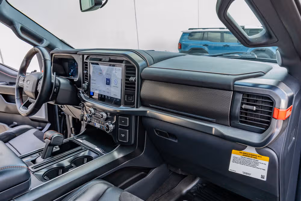 2025 Ford F-150 Raptor SuperCrew Image 18