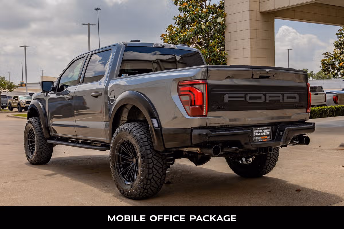 2025 Ford F-150 Raptor SuperCrew