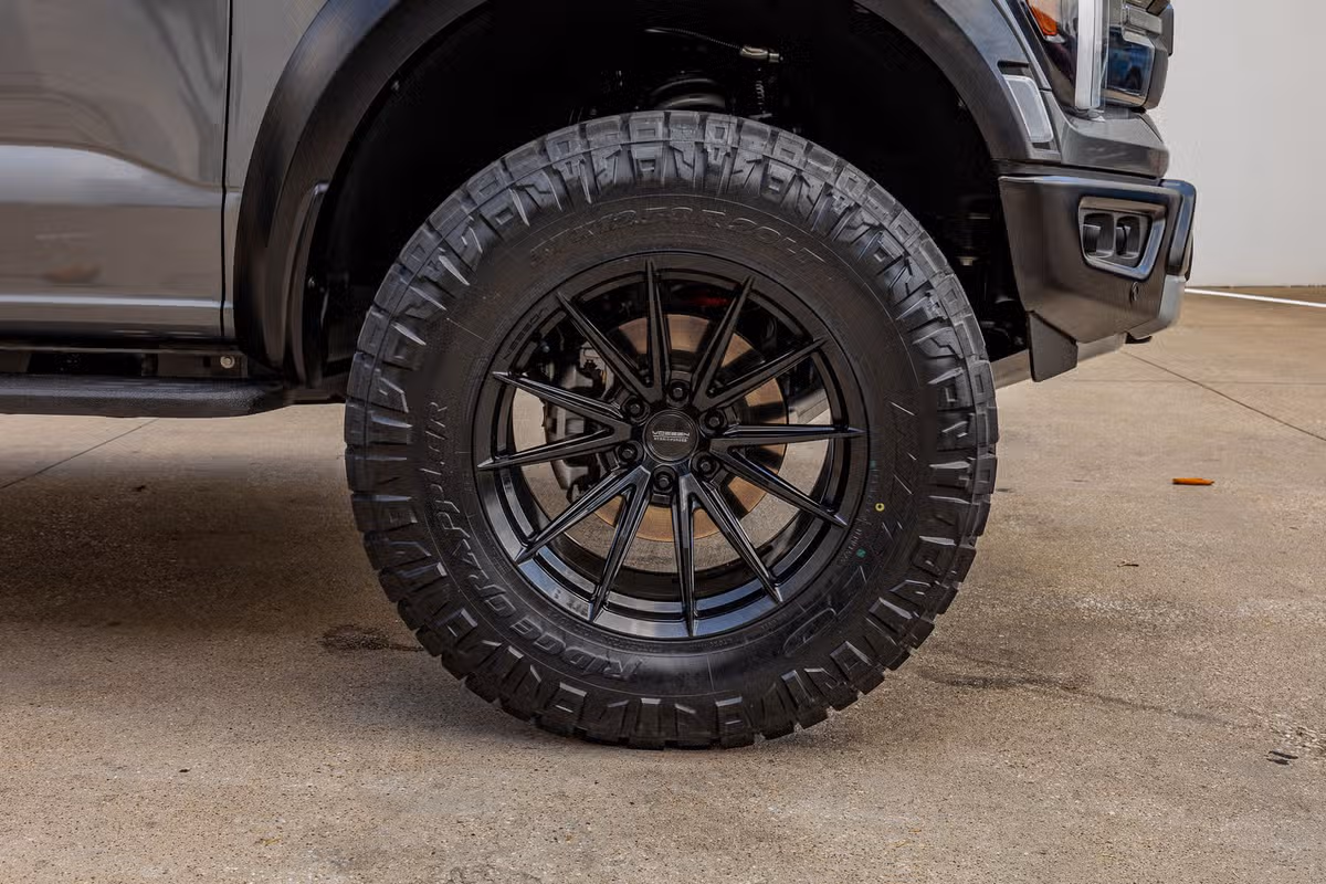2025 Ford F-150 Raptor SuperCrew