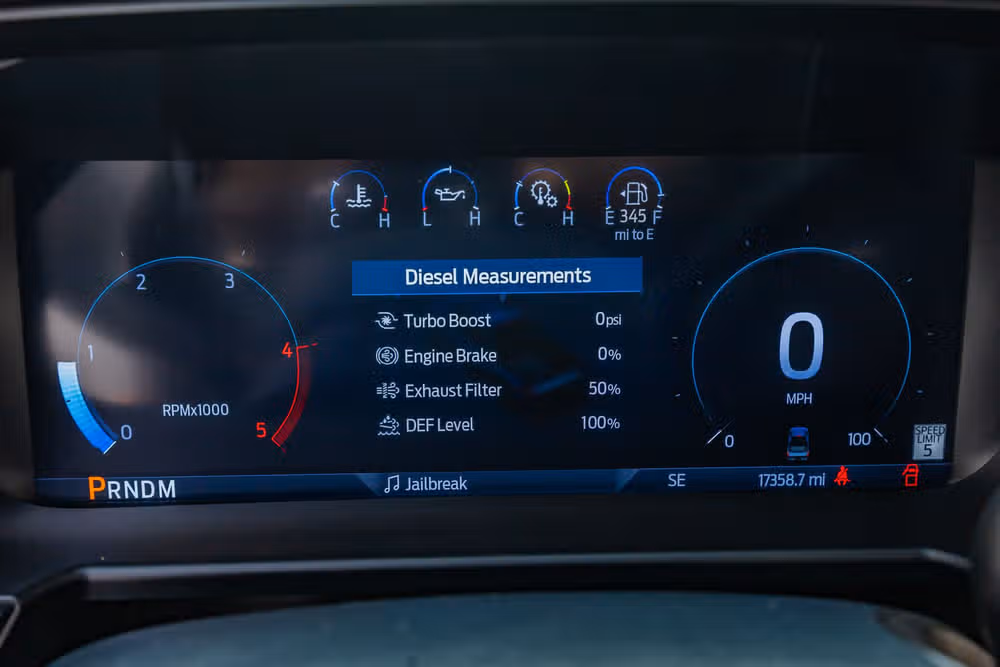 2025 Ford F-450 Super Duty Platinum Crew Cab Image 20