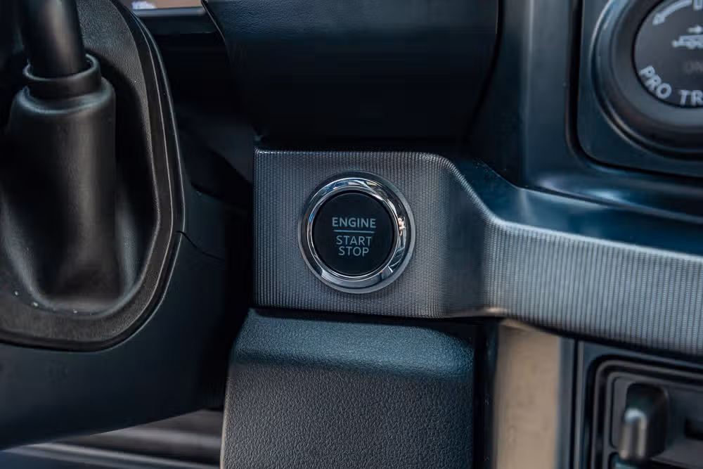 2025 Ford F-450 Super Duty Platinum Crew Cab Image 23