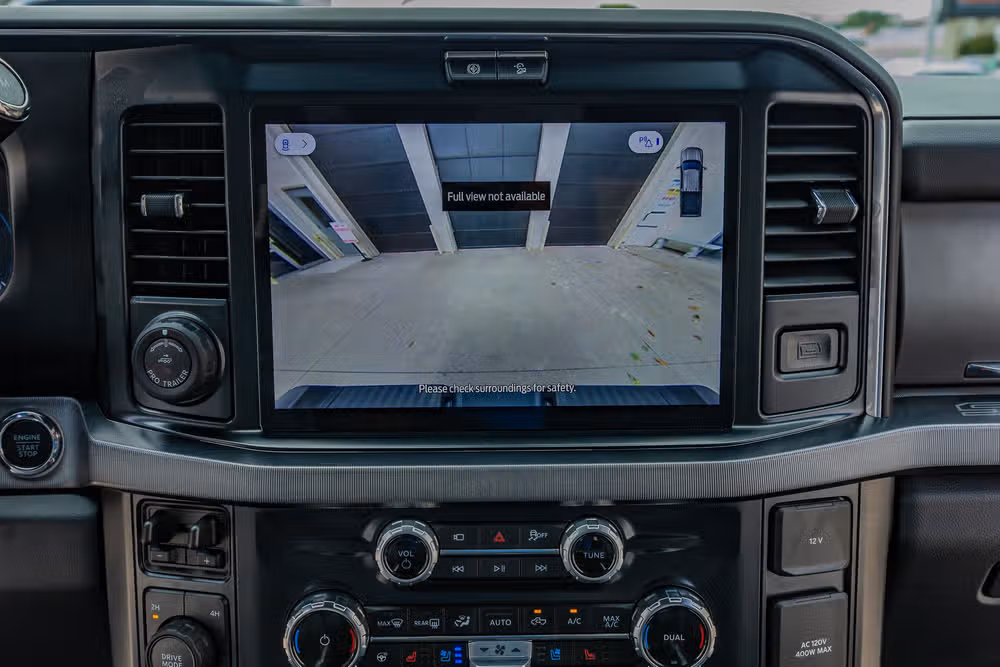 2025 Ford F-450 Super Duty Platinum Crew Cab Image 27