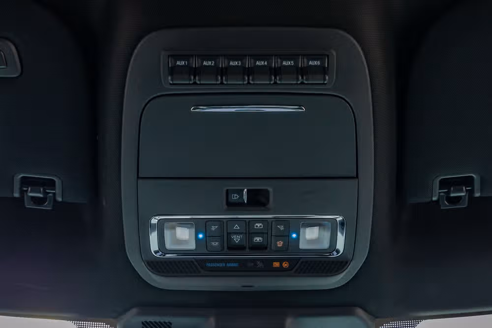 2025 Ford F-450 Super Duty Platinum Crew Cab Image 30