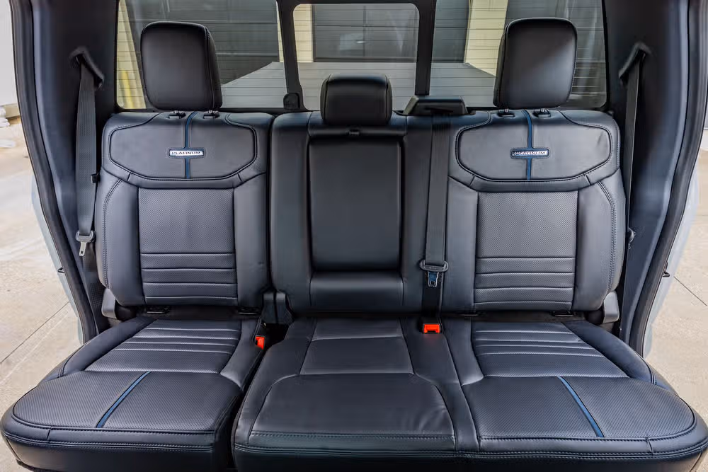 2025 Ford F-450 Super Duty Platinum Crew Cab Image 36