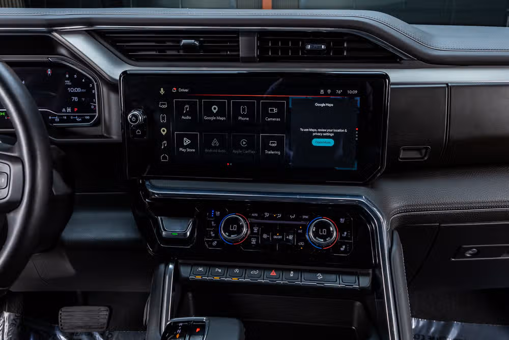 2025 GMC Sierra 1500 Denali Crew Cab Image 24