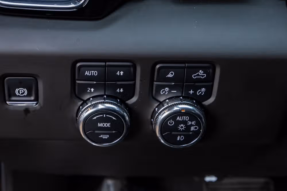 2025 GMC Sierra 1500 Denali Crew Cab Image 22