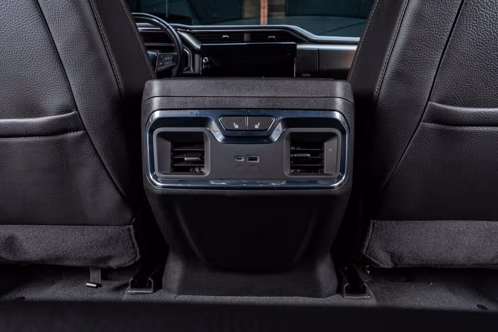 2025 GMC Sierra 1500 Denali Crew Cab Image 33