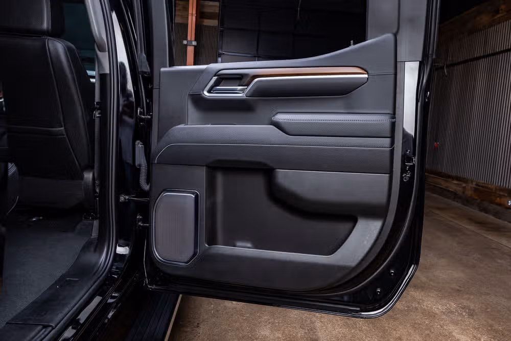 2025 GMC Sierra 1500 Denali Crew Cab Image 39