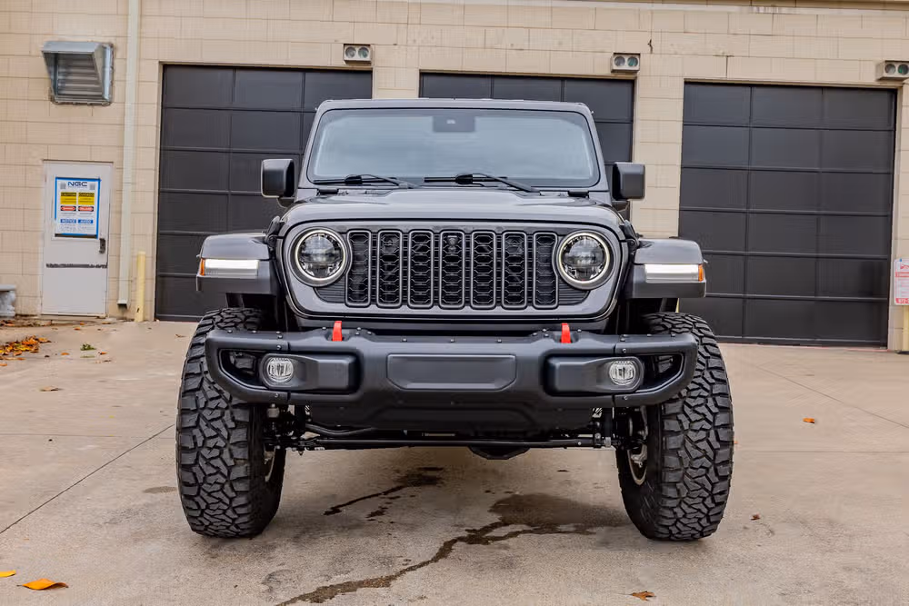 2024 Jeep Gladiator Rubicon X Crew Cab Image 2