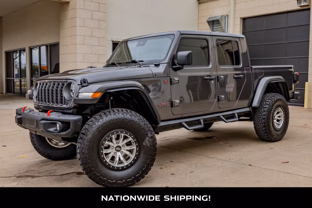 2024 Jeep Gladiator Rubicon X Crew Cab Image 4