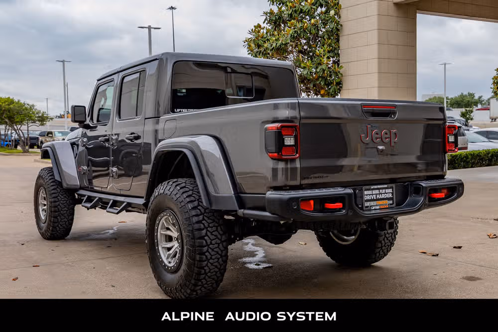 2024 Jeep Gladiator Rubicon X Crew Cab Image 6