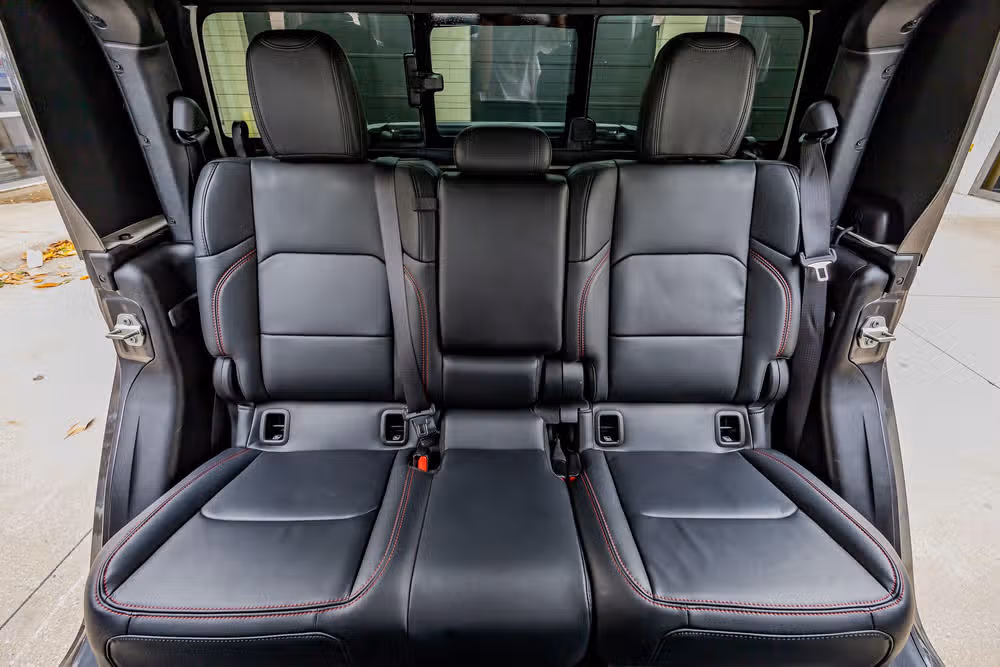 2024 Jeep Gladiator Rubicon X Crew Cab Image 35