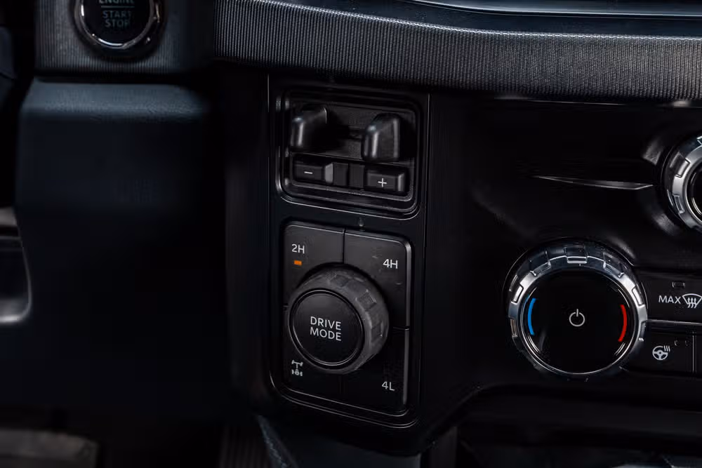 2026 Ford F-250 Super Duty Platinum Crew Cab Image 30