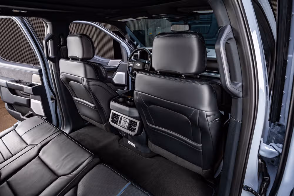 2026 Ford F-250 Super Duty Platinum Crew Cab Image 33