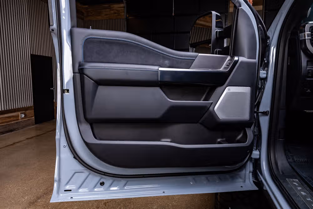 2026 Ford F-250 Super Duty Platinum Crew Cab Image 37